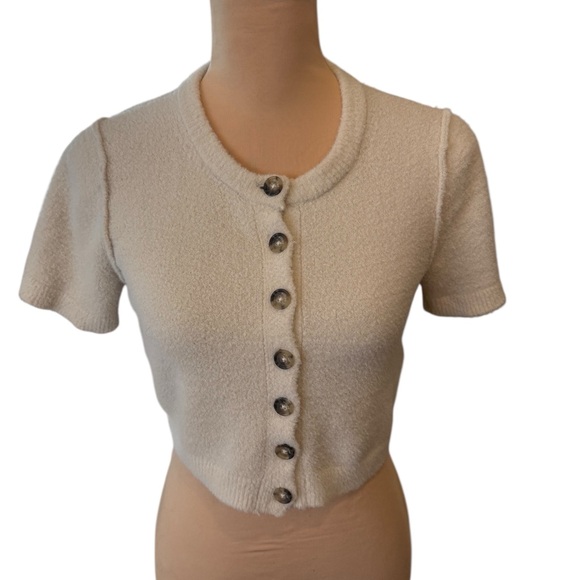 Aritzia Wilfred Free Sweater Cropped Cardigan Top Fuzzy Women’s Size Medium - Picture 1 of 13